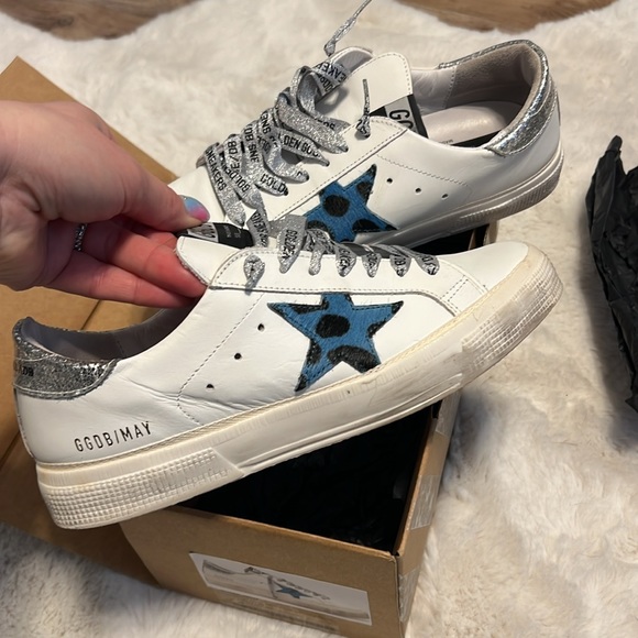 Rare Golden Goose May White with Silver Glitter & Blue Pony Hair Star - Picture 8 of 17